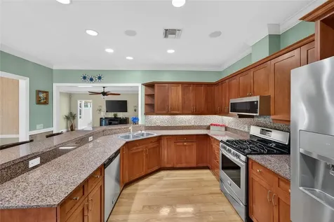 137 38th Court SW Vero Beach FL 32968