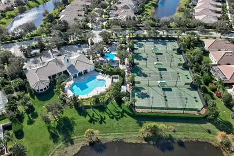 5745 Corsica Place Vero Beach FL 32967