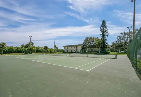 76 Royal Oak Drive Vero Beach FL 32962