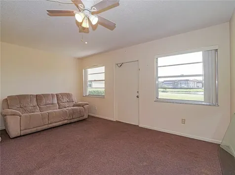 76 Royal Oak Drive Vero Beach FL 32962