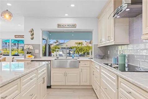 8 Seahorse Lane Vero Beach FL 32960