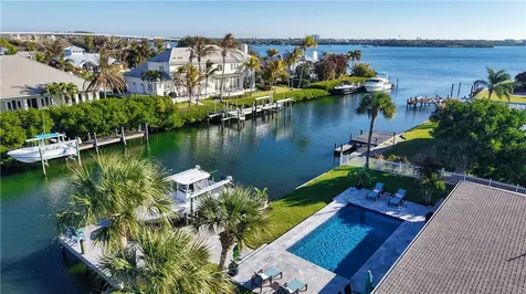 8 Seahorse Lane Vero Beach FL 32960