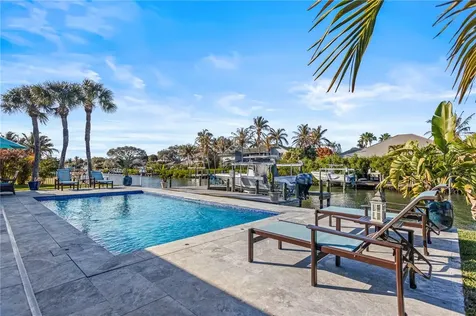 8 Seahorse Lane Vero Beach FL 32960
