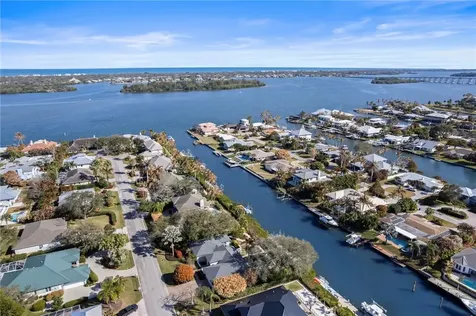 8 Seahorse Lane Vero Beach FL 32960
