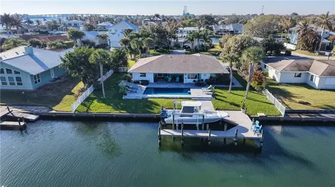 8 Seahorse Lane Vero Beach FL 32960