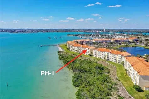 29 Harbour Isle Drive Hutchinson Island FL 34949