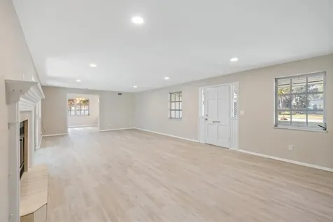 835 Royal Palm Place Vero Beach FL 32960