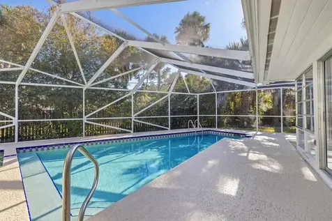 835 Royal Palm Place Vero Beach FL 32960