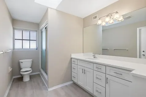 835 Royal Palm Place Vero Beach FL 32960