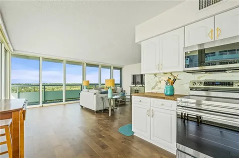 3554 Ocean Drive Vero Beach FL 32963