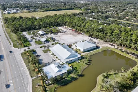 3700 9th Street SW Vero Beach FL 32968