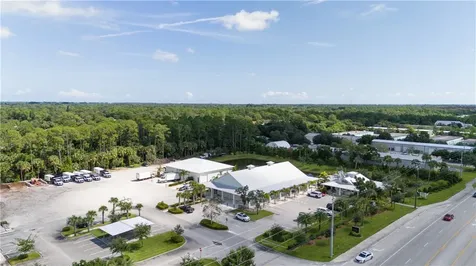 3700 9th Street SW Vero Beach FL 32968