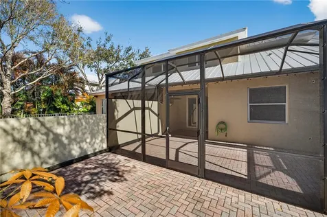 1915 Bridgepointe Circle Vero Beach FL 32967
