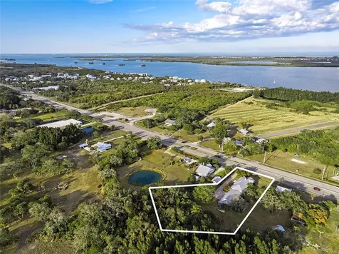 9115 Us Highway 1 Sebastian FL 32976