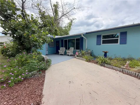 45 1st Court SW Vero Beach FL 32962
