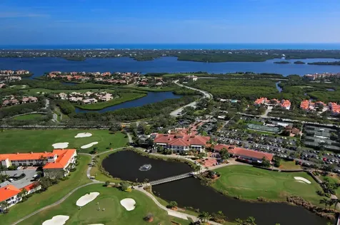 2152 Falls Manor Vero Beach FL 32967