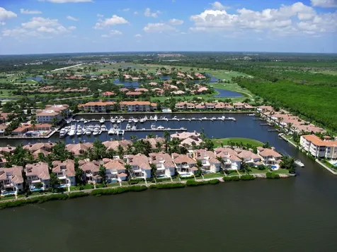 2152 Falls Manor Vero Beach FL 32967