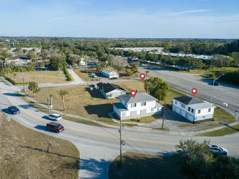 1955 39th Street Vero Beach FL 32960
