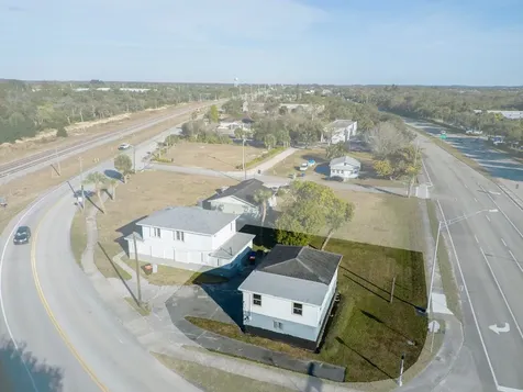 3880 Old Dixie Highway Vero Beach FL 32960