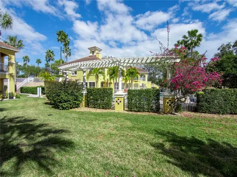 5015 Fairways Circle Vero Beach FL 32967