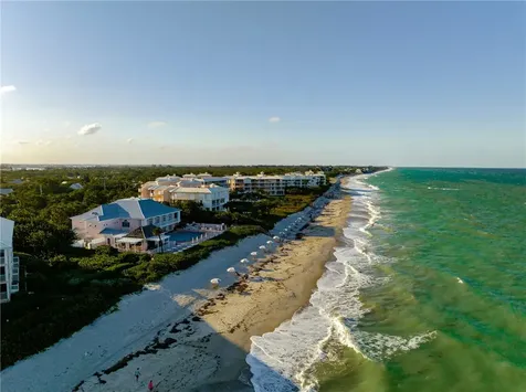 1415 Winding Oaks Circle W Vero Beach FL 32963