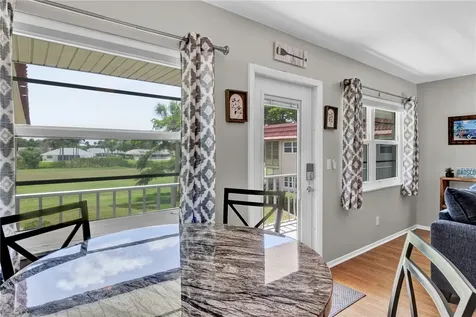 32 Pine Arbor Lane Vero Beach FL 32962