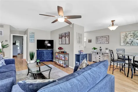 32 Pine Arbor Lane Vero Beach FL 32962
