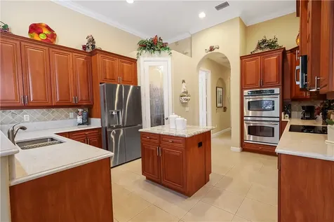 1720 Cassville Avenue Vero Beach FL 32966