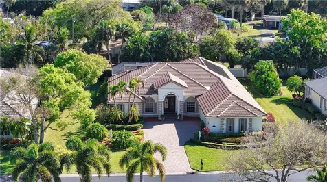 1720 Cassville Avenue Vero Beach FL 32966