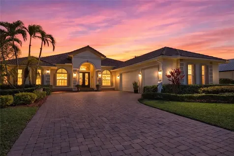1720 Cassville Avenue Vero Beach FL 32966