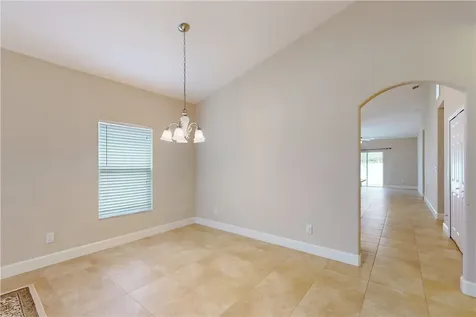 8117 Westfield Circle Vero Beach FL 32966