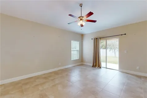 8117 Westfield Circle Vero Beach FL 32966