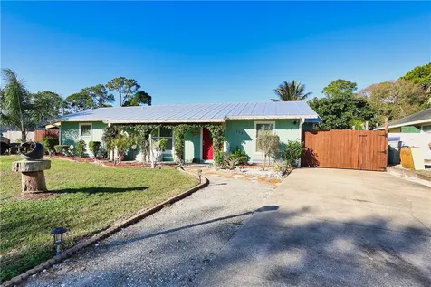 131 11th Court Vero Beach FL 32962