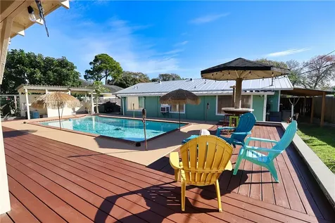 131 11th Court Vero Beach FL 32962