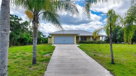 13715 103rd Street Fellsmere FL 32948