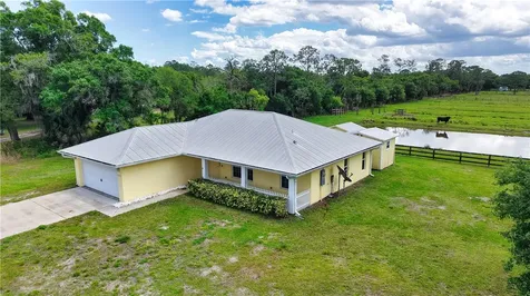13715 103rd Street Fellsmere FL 32948