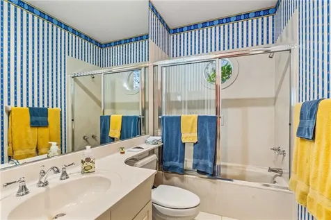 240 S Peppertree Drive Vero Beach FL 32963
