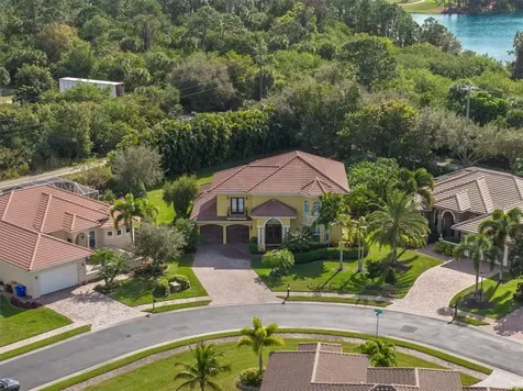 6140 55th Avenue Vero Beach FL 32967