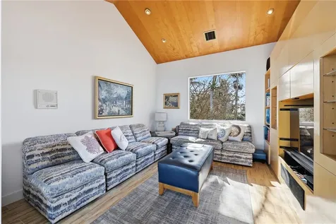 1976 Ocean Ridge Circle Vero Beach FL 32963