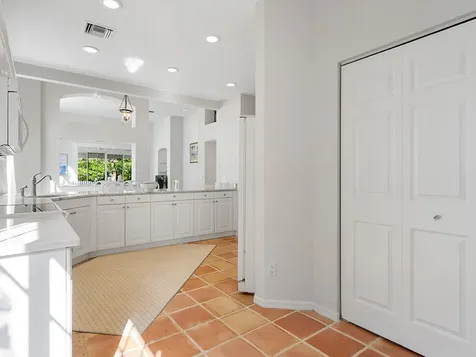 8823 Lakeside Circle Vero Beach FL 32963