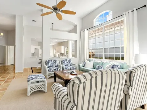 8823 Lakeside Circle Vero Beach FL 32963