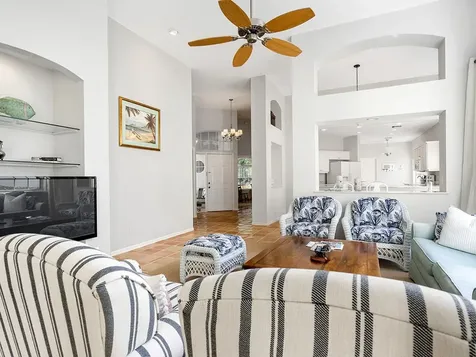 8823 Lakeside Circle Vero Beach FL 32963