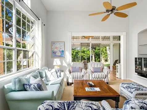 8823 Lakeside Circle Vero Beach FL 32963