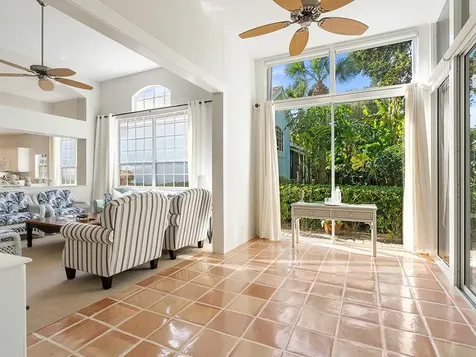 8823 Lakeside Circle Vero Beach FL 32963