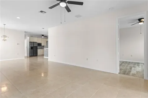 819 Middleton Drive SW Vero Beach FL 32962