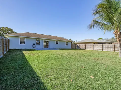 756 18th Place SW Vero Beach FL 32962
