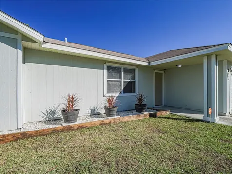 756 18th Place SW Vero Beach FL 32962
