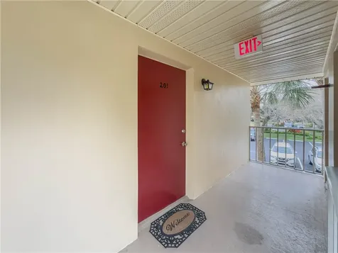 25 Vista Gardens Trail Vero Beach FL 32962