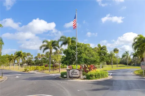 25 Vista Gardens Trail Vero Beach FL 32962