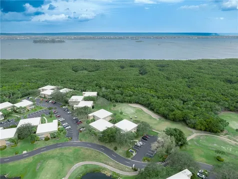 25 Vista Gardens Trail Vero Beach FL 32962